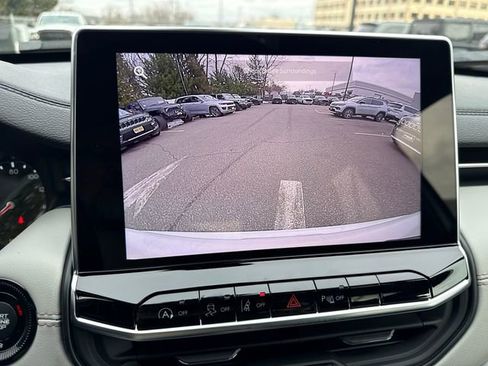 New 2026 Jeep Compass Limited image 23