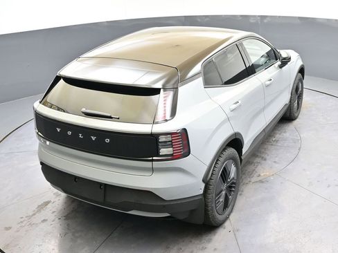 New 2026 Volvo EX30 Cross Country Ultra image 41