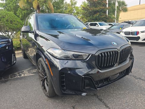 Used 2024 BMW X5 sDrive40i w/ M Sport Package RWD image 1