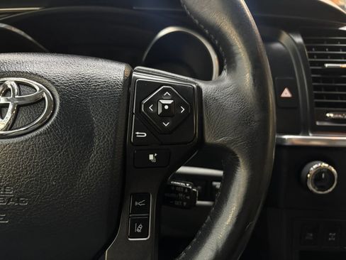 Used 2019 Toyota Sequoia Limited w/ Safety & Convenience Package AWD/4WD image 17