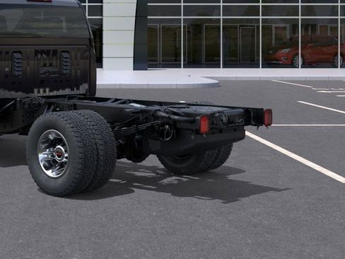 New 2026 GMC Sierra 3500 SLE image 14