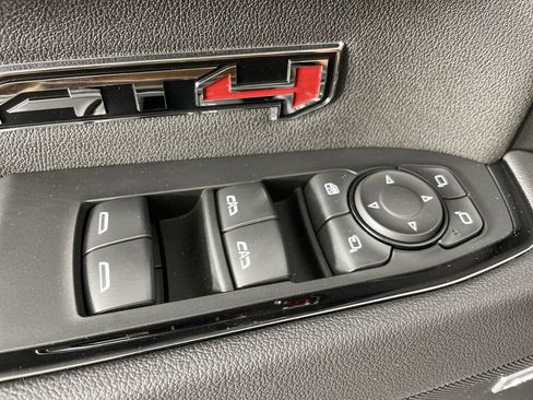 Used 2026 GMC Sierra 1500 AT4 w/ Technology Package AWD/4WD image 23