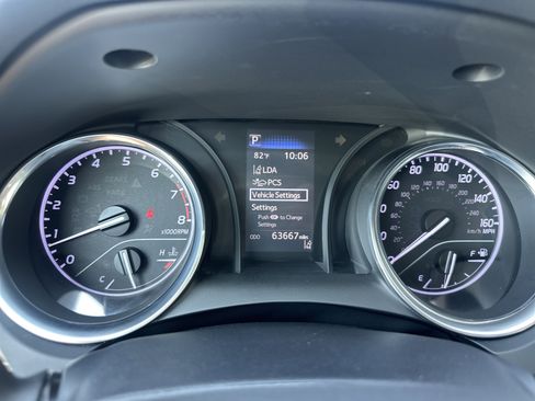 Used 2020 Toyota Camry LE FWD image 16