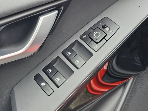 Certified 2023 Kia Niro Wind w/ Wind Preserve Package FWD image 31