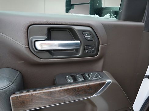 Used 2020 GMC Sierra 2500 Denali w/ Denali Ultimate Package image 17