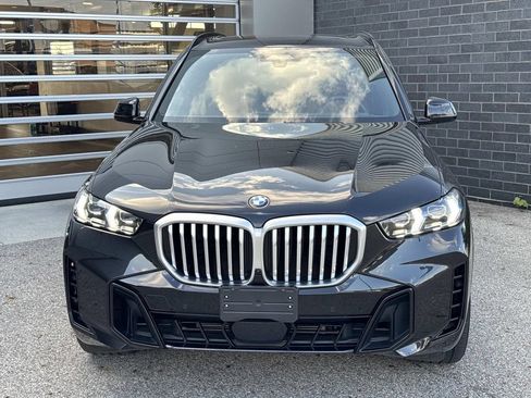 Used 2024 BMW X5 xDrive40i w/ Executive Package AWD/4WD image 2