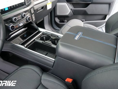 Used 2026 Ford F350 Platinum image 32