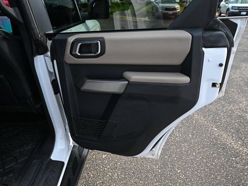 Used 2023 Ford Bronco Wildtrak AWD/4WD image 30