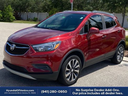Used 2021 Buick Encore Preferred w/ Safety Package II AWD/4WD image 8