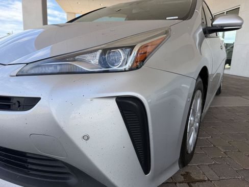 Used 2022 Toyota Prius LE FWD image 10