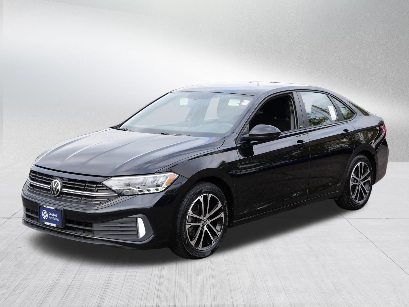 Certified 2023 Volkswagen Jetta Sport FWD image 3