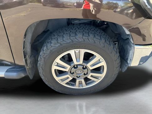 Used 2018 Toyota Tundra 1794 Edition AWD/4WD image 12