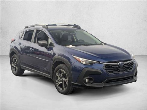 Used 2024 Subaru Crosstrek 2.0i Premium image 3