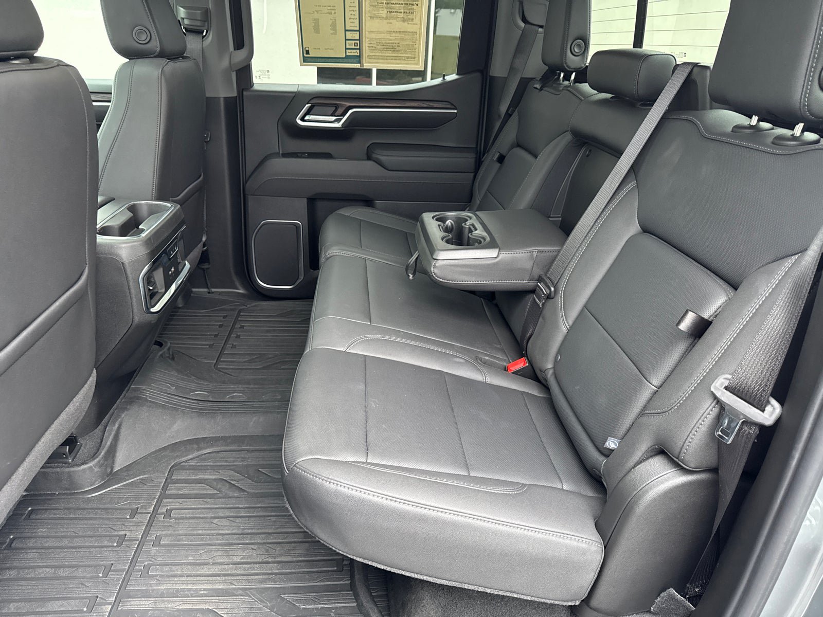 Certified 2026 GMC Sierra 1500 SLT w/ SLT Premium Plus Package AWD/4WD image 28