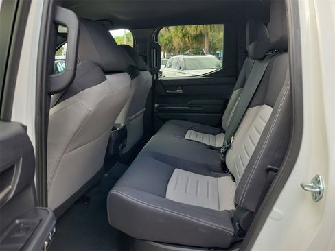 Used 2025 Toyota Tacoma TRD Off-Road image 11