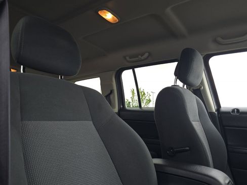 Used 2016 Jeep Patriot Sport w/ Power Value Group FWD image 17