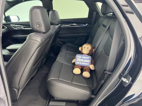 Used 2020 Cadillac XT5 Premium Luxury FWD image 23