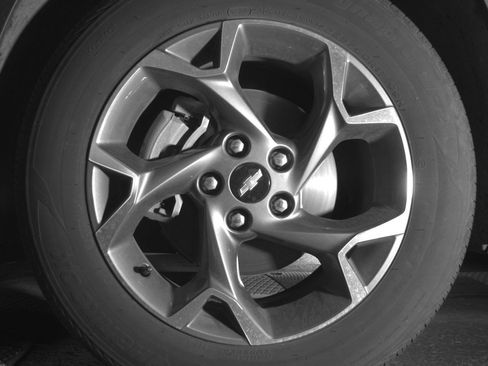Used 2025 Chevrolet Trax LT FWD image 12