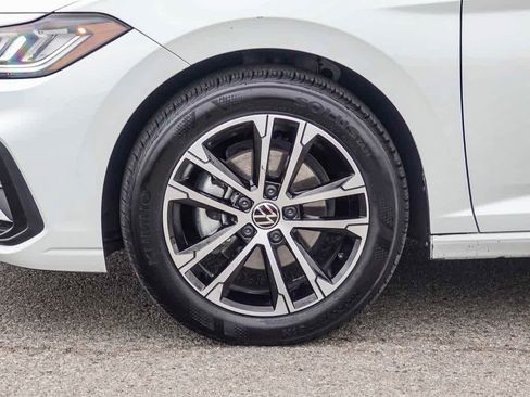 Used 2025 Volkswagen Jetta Sport image 10