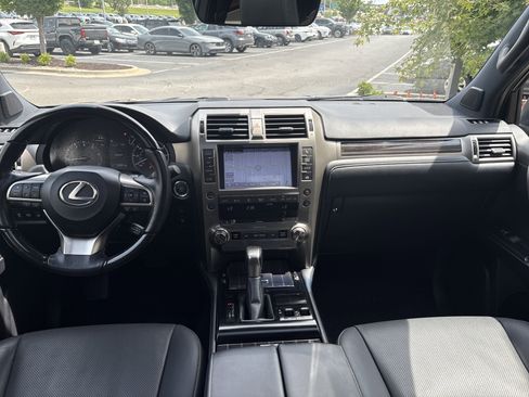 Used 2021 Lexus GX 460 Premium w/ Premium Package AWD/4WD image 29