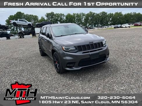 Used 2019 Jeep Grand Cherokee SRT AWD/4WD image 7