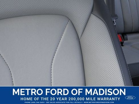 New 2025 Ford Escape SE w/ PHEV Premium Package FWD image 18