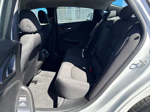 Used 2025 Chevrolet Malibu LT FWD image 13