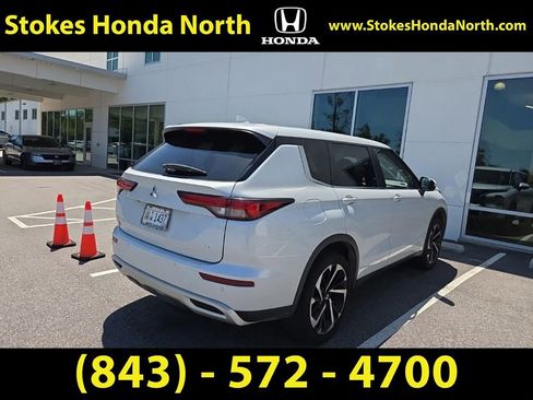Used 2023 Mitsubishi Outlander SE FWD image 4