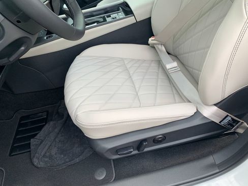 New 2026 Nissan Sentra SL w/ Floor Mat Package FWD image 23