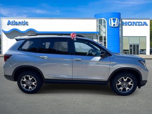 Certified 2023 Honda Passport TrailSport image 4