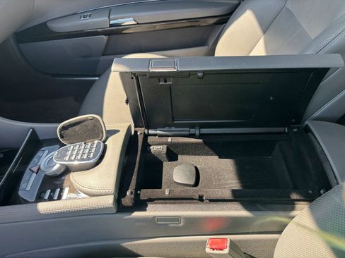 Used 2007 Mercedes-Benz CL 550 w/ P2 Premium Pkg II image 18