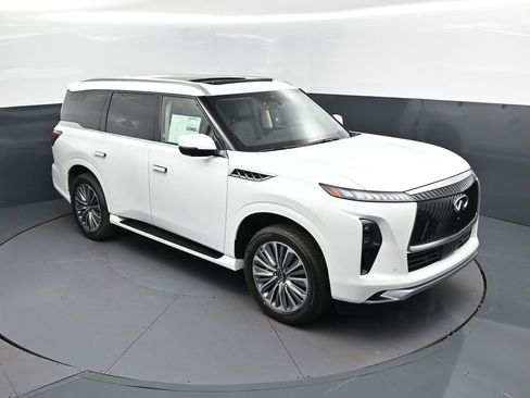 New 2026 INFINITI QX80 Luxe image 1
