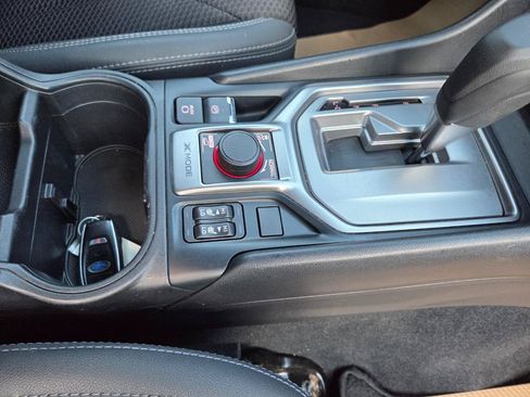 Used 2021 Subaru Forester Premium AWD/4WD image 19
