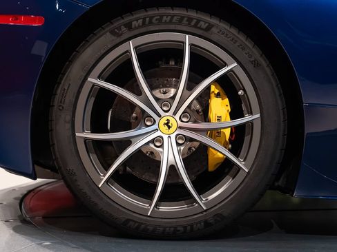 Certified 2014 Ferrari 458 Spider RWD image 15