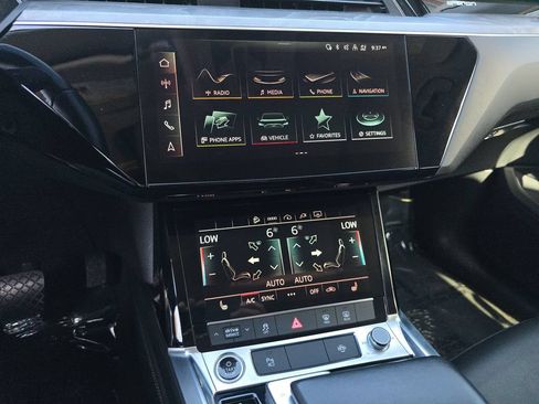 Used 2021 Audi e-tron Premium w/ Black Optic Package AWD/4WD image 26