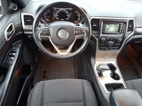 Used 2015 Jeep Grand Cherokee Laredo w/ Quick Order Package 23E image 21