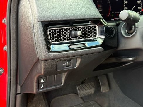 Used 2022 Honda Civic LX image 15