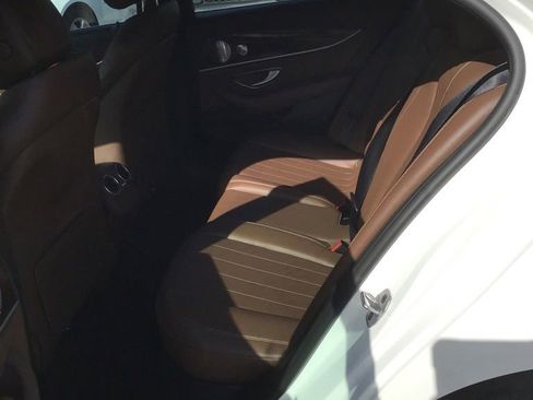 Used 2019 Mercedes-Benz E 300 4MATIC w/ Premium 1 Package image 5