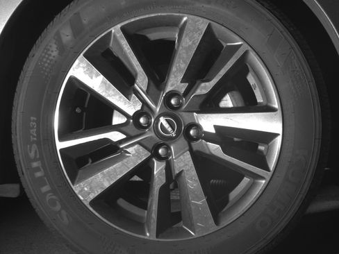 Used 2025 Nissan Versa SV image 13