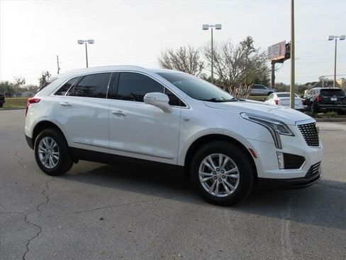 Used 2022 Cadillac XT5 Luxury image 2