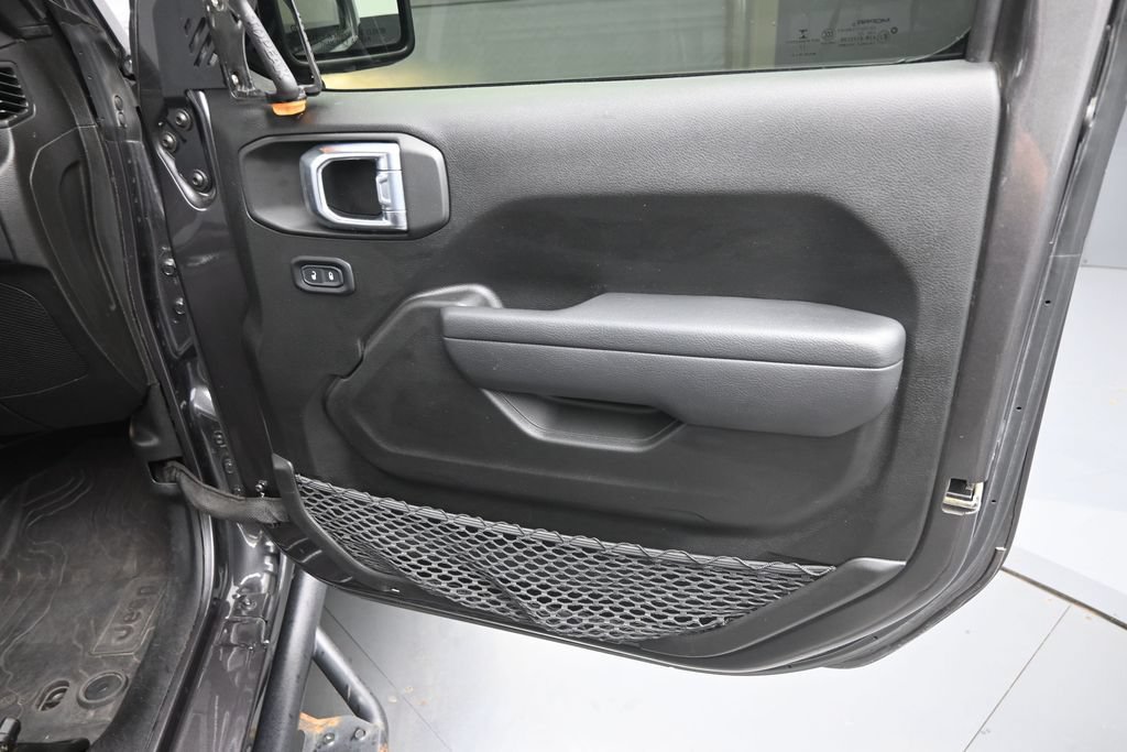 Used 2022 Jeep Gladiator Sport AWD/4WD image 23