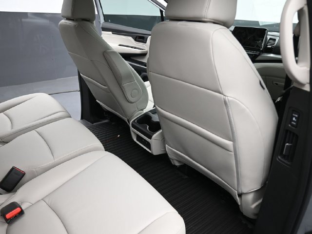 Certified 2026 Honda Odyssey EX-L image 27