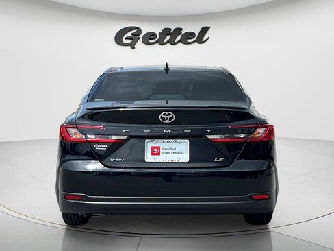 Used 2025 Toyota Camry LE w/ Convenience Package FWD image 6