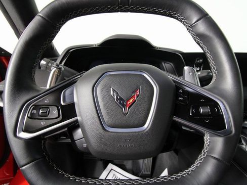 Used 2021 Chevrolet Corvette Stingray w/ Z51 Performance Package image 13