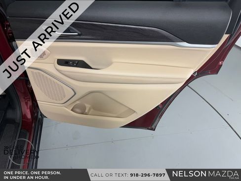 Used 2021 Jeep Grand Cherokee L Limited AWD/4WD image 46