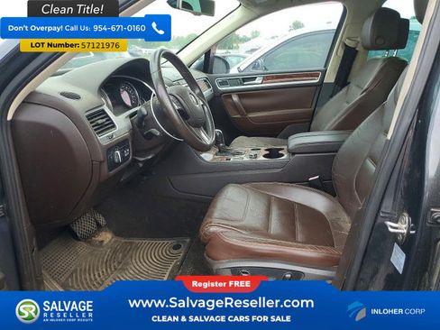 Used 2012 Volkswagen Touareg Sport AWD/4WD image 9