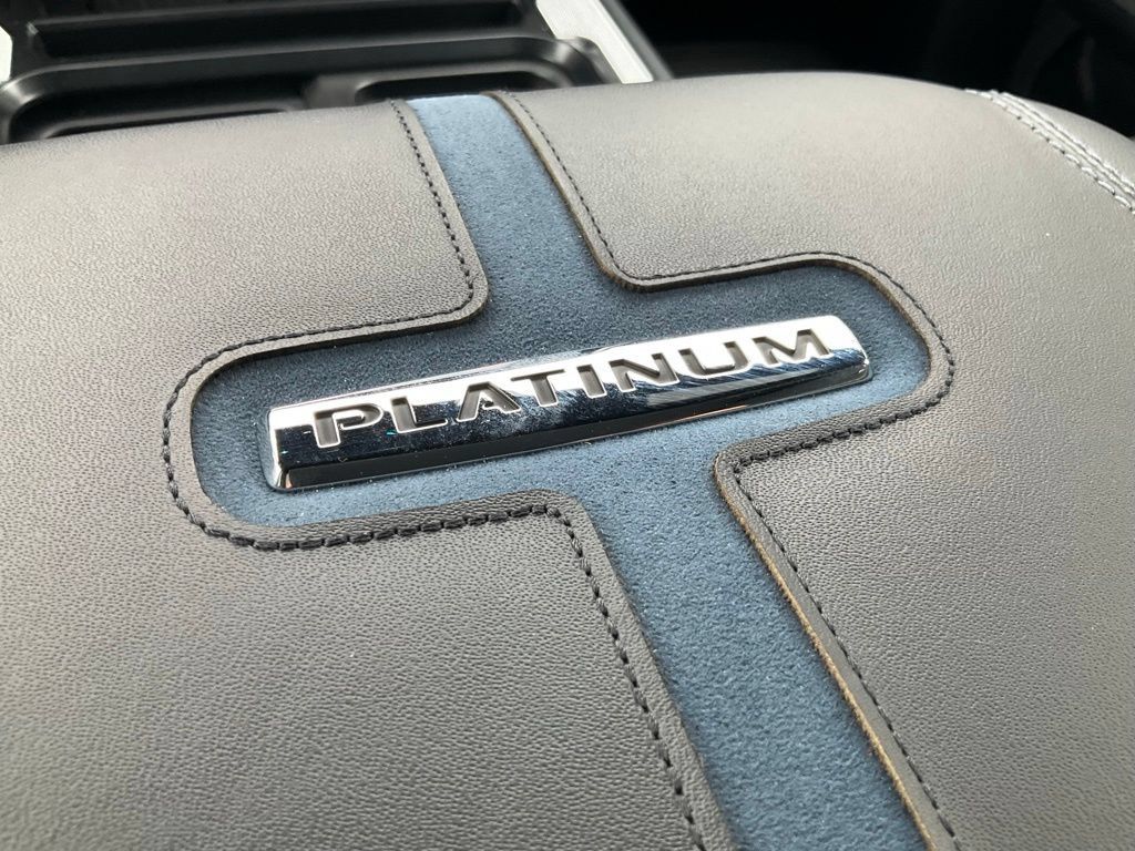 New 2025 Ford F250 Platinum w/ Tremor Off-Road Package AWD/4WD image 30