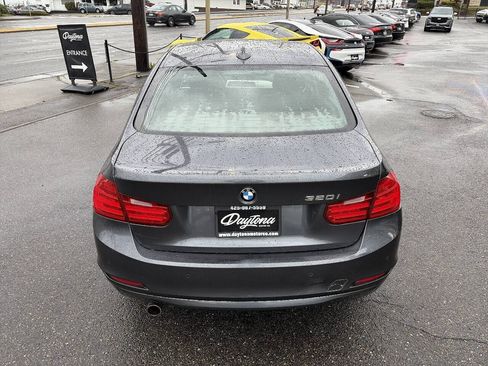 Used 2014 BMW 320i Sedan RWD image 5