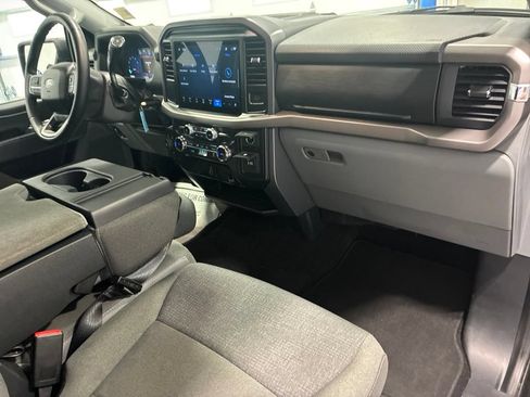 Used 2025 Ford F150 XLT w/ Equipment Group 301A Standard AWD/4WD image 40