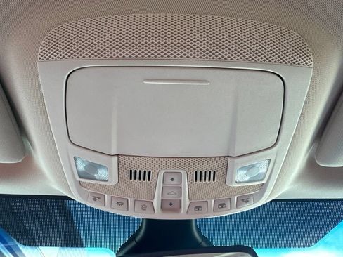 Used 2019 Ford Edge Titanium w/ Equipment Group 301A FWD image 31